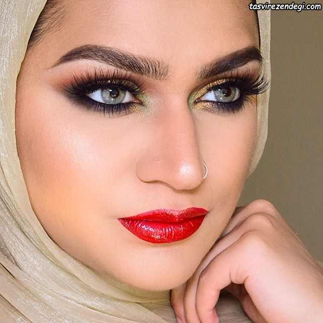 Arabic make-up