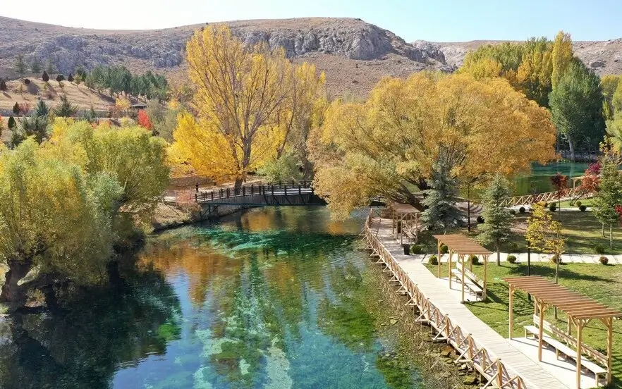 Travel to Van in autumn