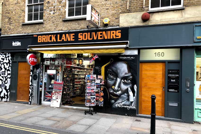 Souvenirs of England