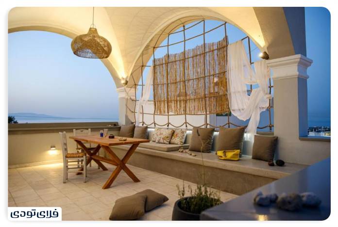 Hostel cost in Santorini