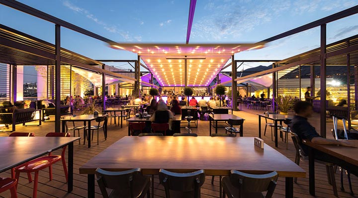 Arg Tajrish food court is one of the best food courts in Tehran