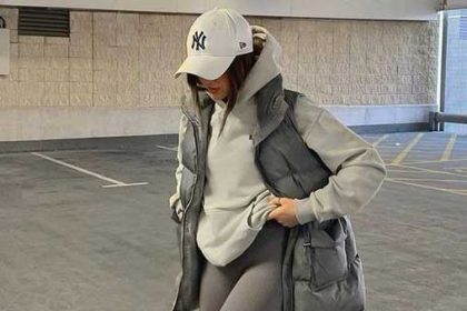 Tights with sports shoes