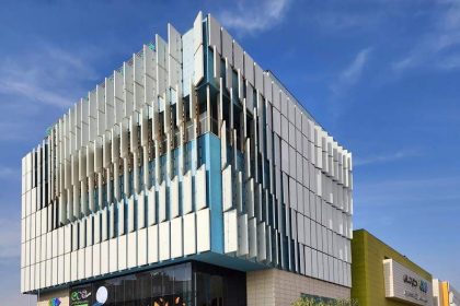 Ekomal Karaj complex view; Photo source: Google Map; Photographer: Amir Ap