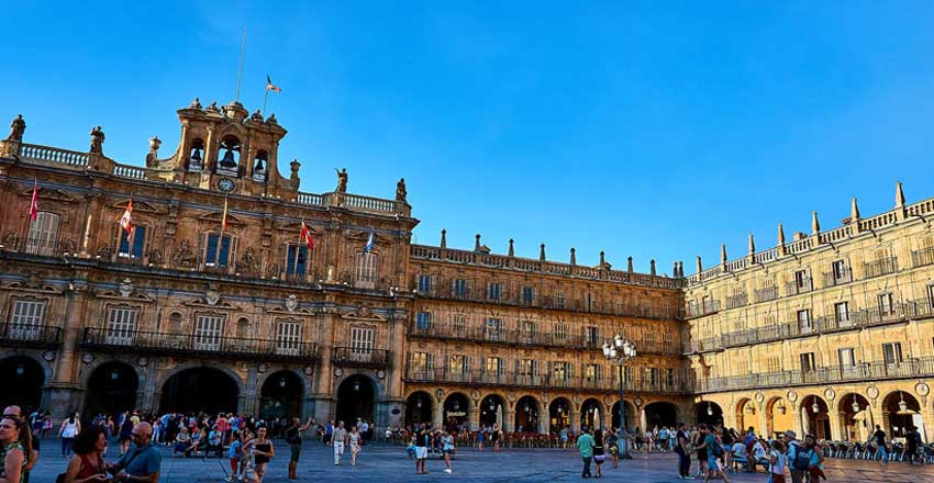 Salamanca Square is one of the famous places in Spain