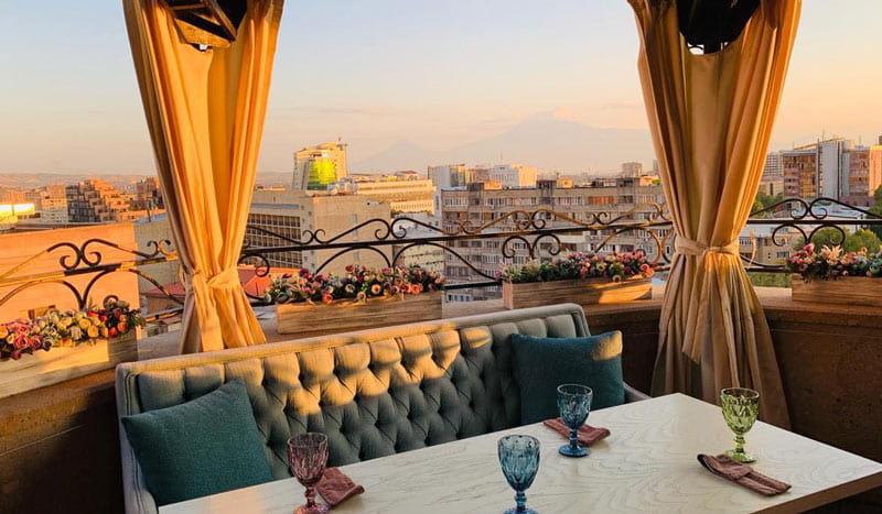 Luxury restaurant terrace in Yerevan, photo source: visit yerevan, photographer: unknown