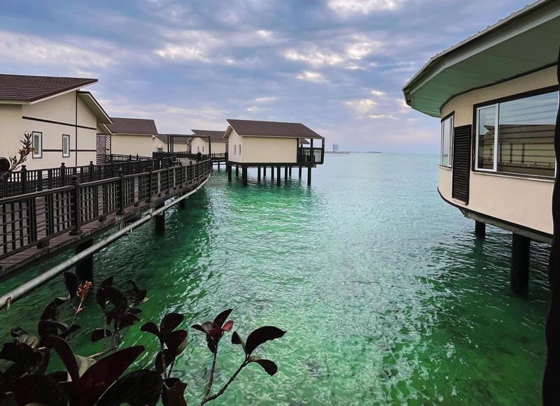 Wooden huts on the water of Toranj Kish Hotel, photo source: @ toranj-marine-hotel Instagram page, photographer: unknown