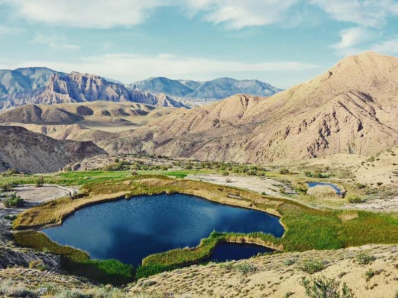 Iron Lake in summer; Photo source: irangardi.app website. Photographer: Unknown