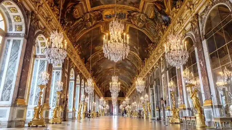 Introducing the tourist attractions of Paris