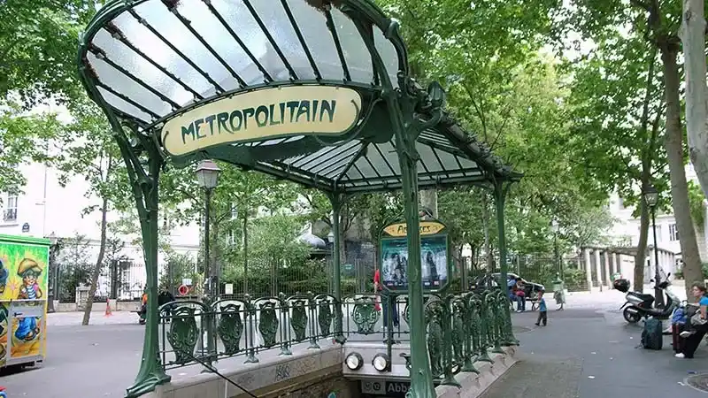 How to use public transport in Paris