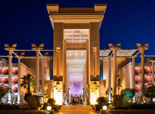Dariush Kish Hotel; A luxury stay in the heart of history