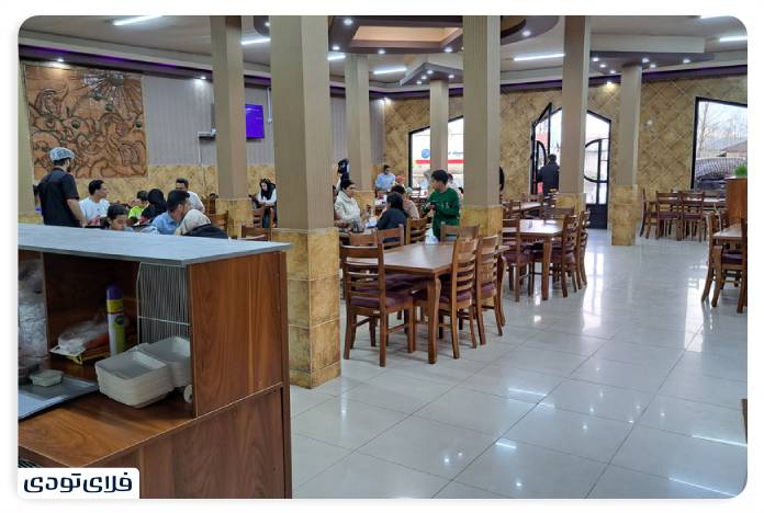 Akbar Chicken Restaurant in Rasht