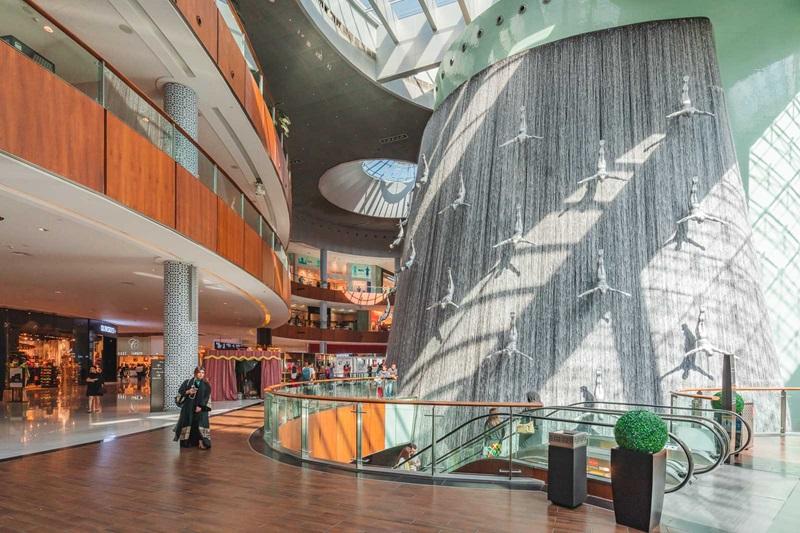 The Dubai Mall waterfall