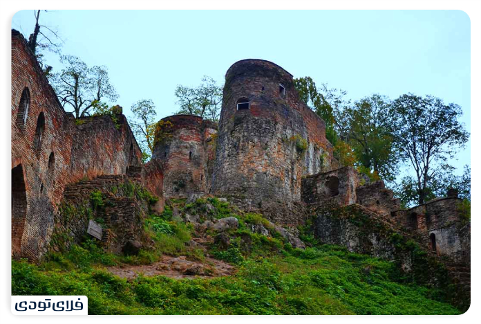 Where is Rudkhan Castle?