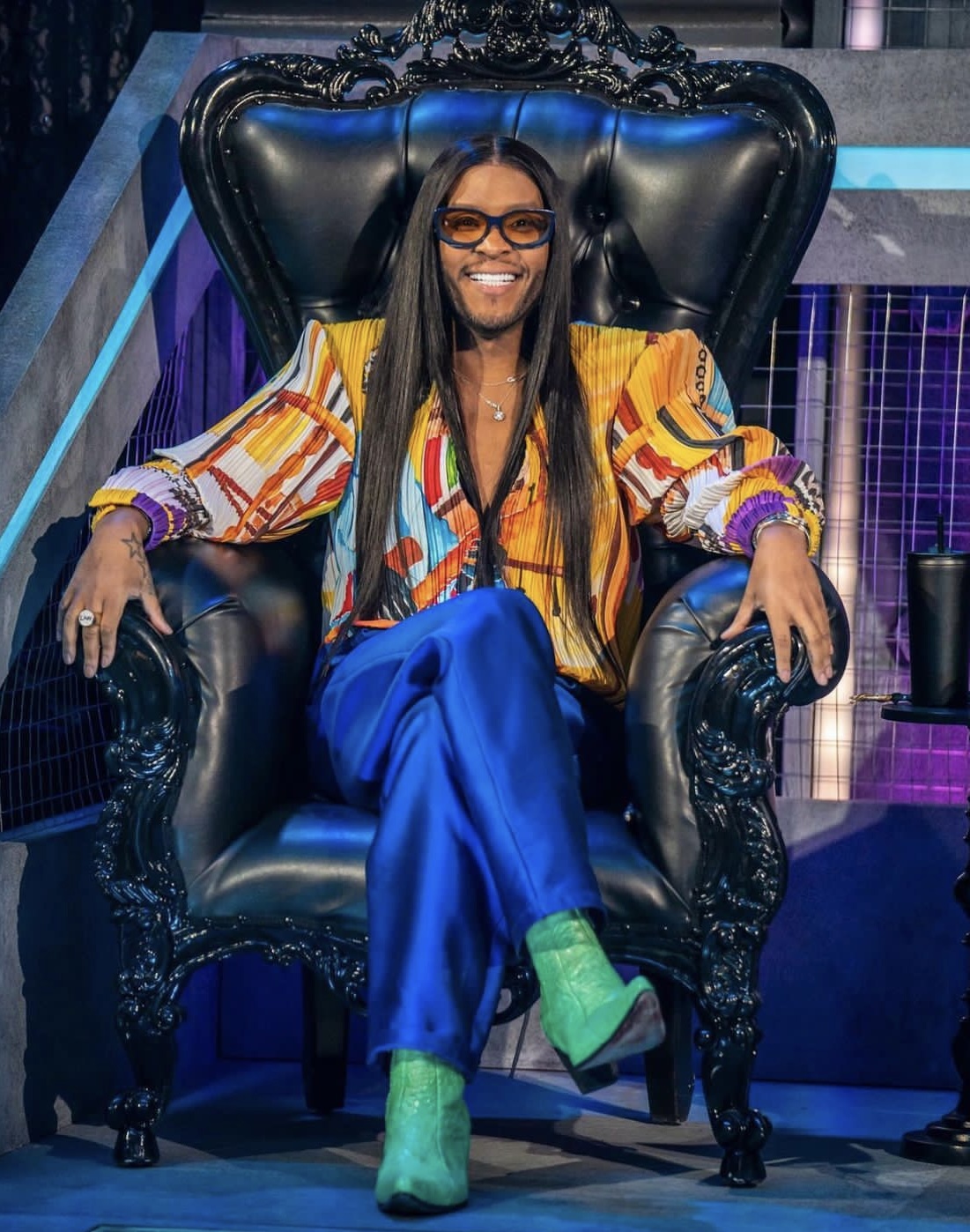 Love Roach's appearance as a referee in the Legendary program