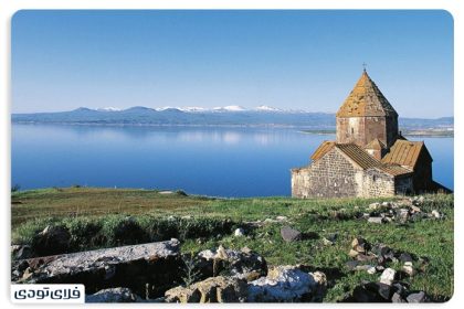 Swan Lake is the largest freshwater lake in the world