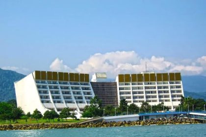 Parsian Azadi Khazar Hotel (Chalous Hotel)