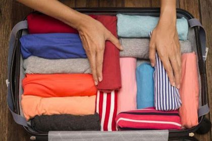 Clothes suitable for traveling by plane