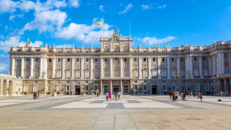 Getting around Madrid on a budget