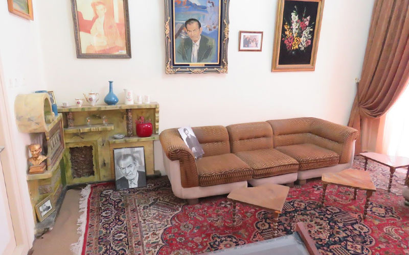 Inside the house of Professor Shahriar Tabriz, photo source: Google Map, photographer: Hadi Nikbakht