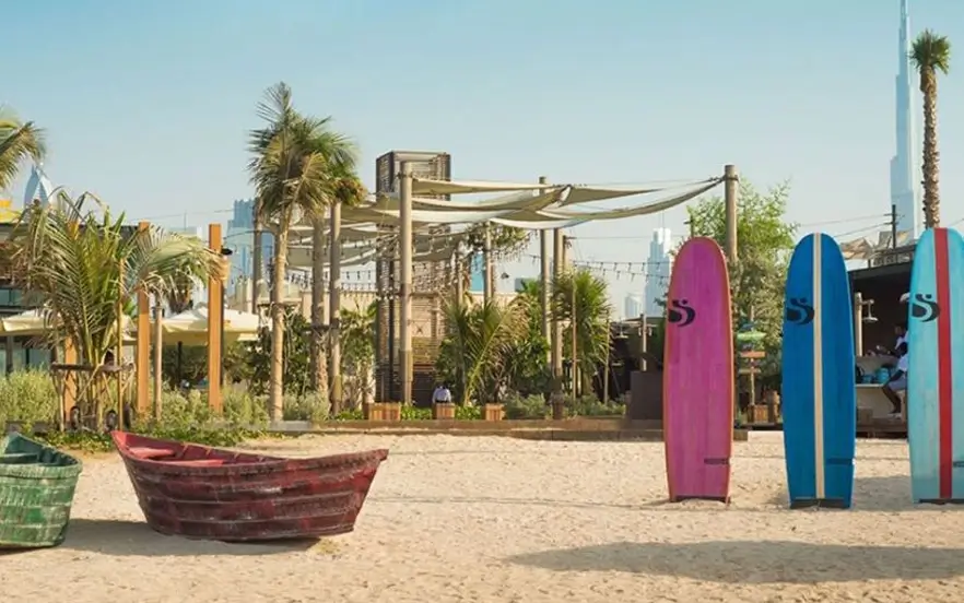 Equipment rental in Lamar Beach