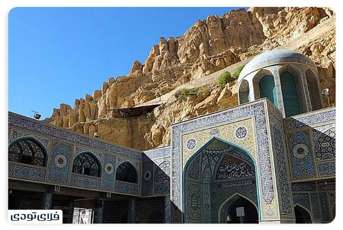 Access route to Bibi Hakimeh tomb