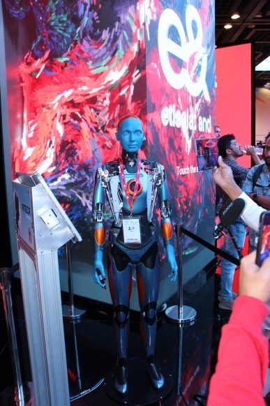 Dawn; GITEX 2024 exhibition painting robot