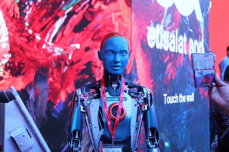 dawn robot; robot painter