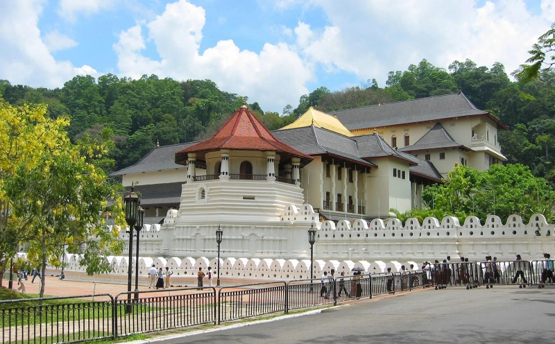 Temple of the Holy Tooth in Sri Lanka; Photo source: britannica.com. Photographer: Unknown