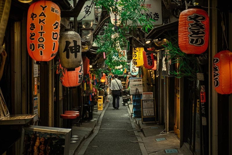 The old streets of Tokyo, <a href=