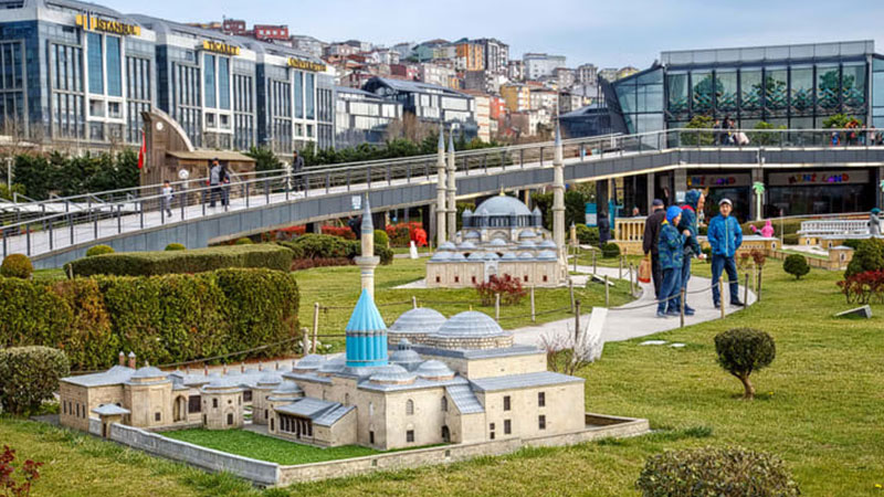 Introducing family fun in Istanbul