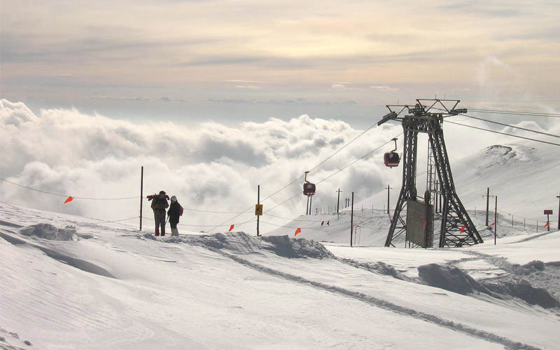 Resort cable car in winter, photo source: Google Map, photographer: Mohammad Mehdi Ahmadi