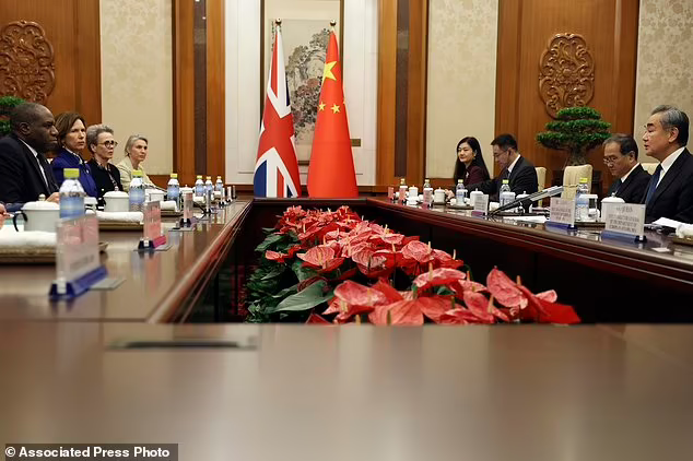 British Foreign Minister's request to China about the war in Ukraine