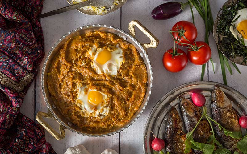 Mirzazagasmi and fish, photo source: gilakifood.com, photographer: Bobak Radbin Studio