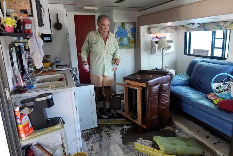 Flooding of houses in Hurricane Milton; Photo source npr.org website; Photographer: Marta Lavandier