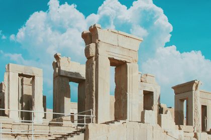 The structures of Persepolis, photo source: unsplash.com, photographer: Hassan Almasi