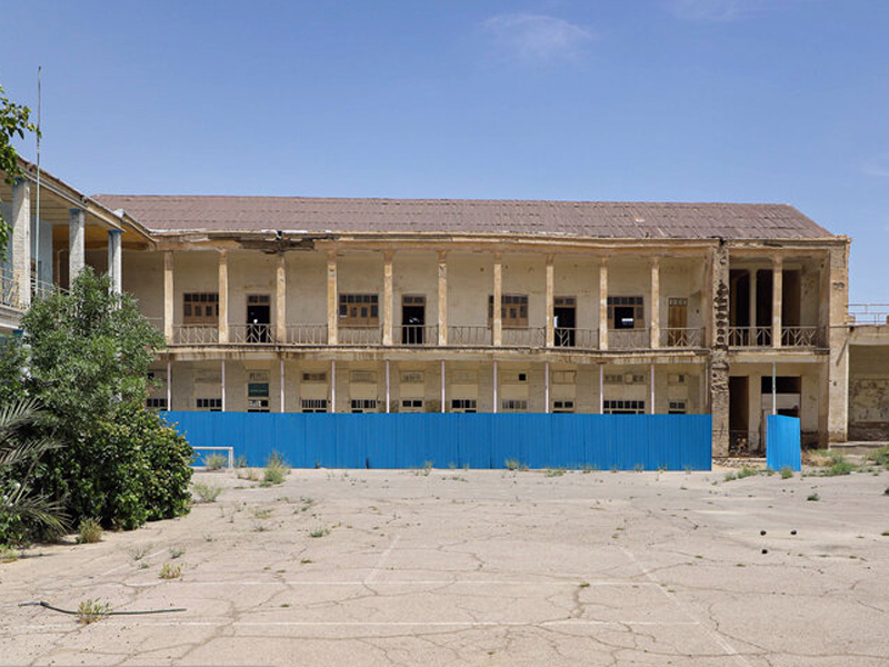 Majid's stories historical school in Isfahan