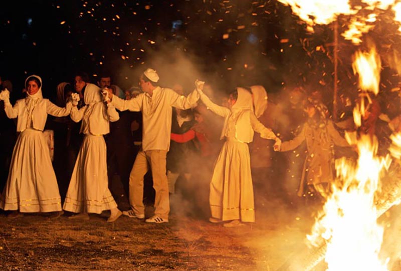 Traditional fire ceremony in Azarjashan