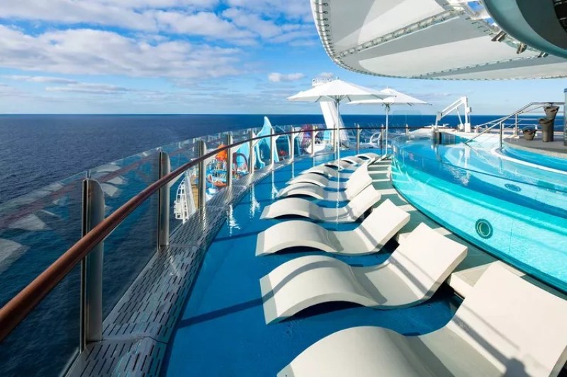 Cruise ship pool, photo source: travelandleisure, photographer: unknown