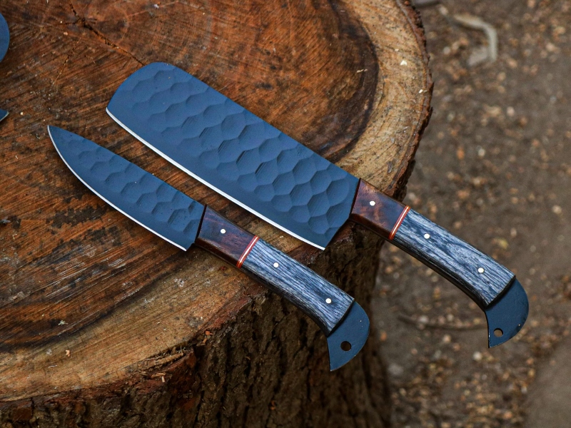 camp kitchen knife; Photo source: amazon.com. Photographer: Unknown