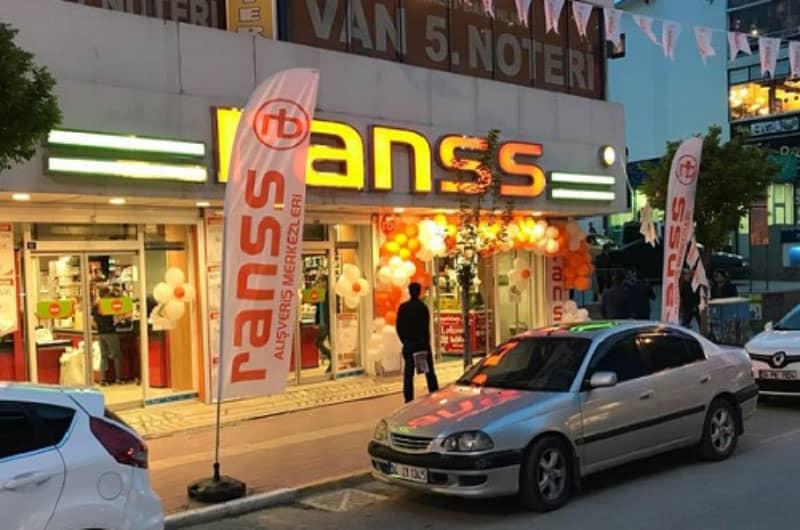 The entrance to Rance One shopping center