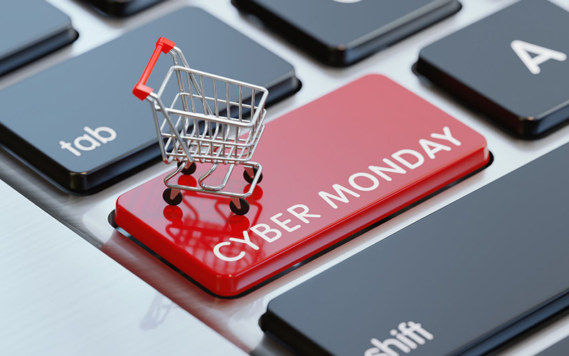 Online shopping on Cyber Monday; Photo source: investopedia.com; Photographer: Unknown