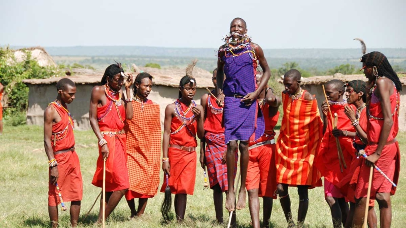 Maasai tribe in Kenya; Photo source: lyretire.africa site. Photographer: Unknown