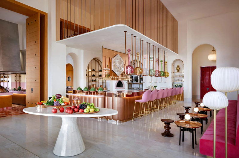 Decor and counter of Ariana Iranian restaurant in Dubai; Photo Source: Atlantis Resort, Photographer: Unknown