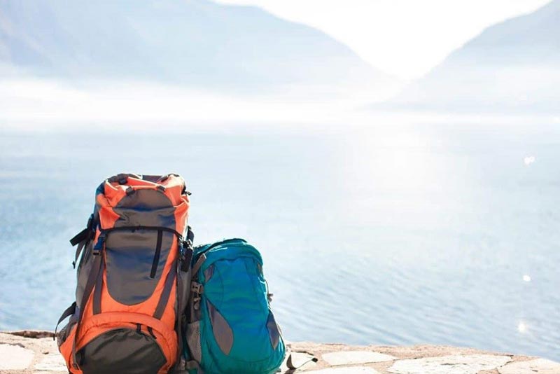 Iran tour reportage: from traveling by plane to backpacking