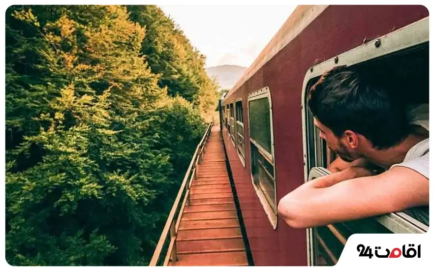 The attractions of traveling to Istanbul by train, observing the natural beauty along the way 