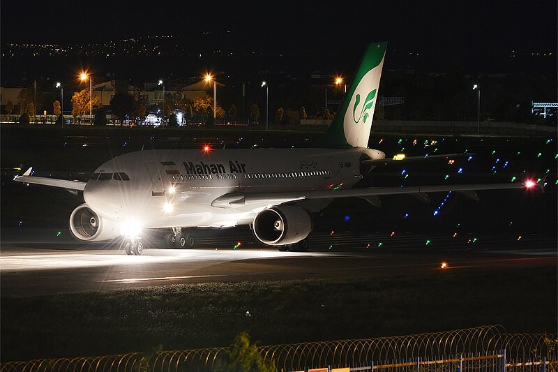 Mahan plane at night. Source: Wikimedia; Photographer: Anna Zvereva
