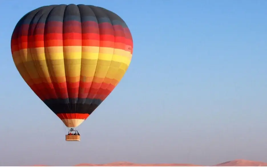 Romantic balloon ride