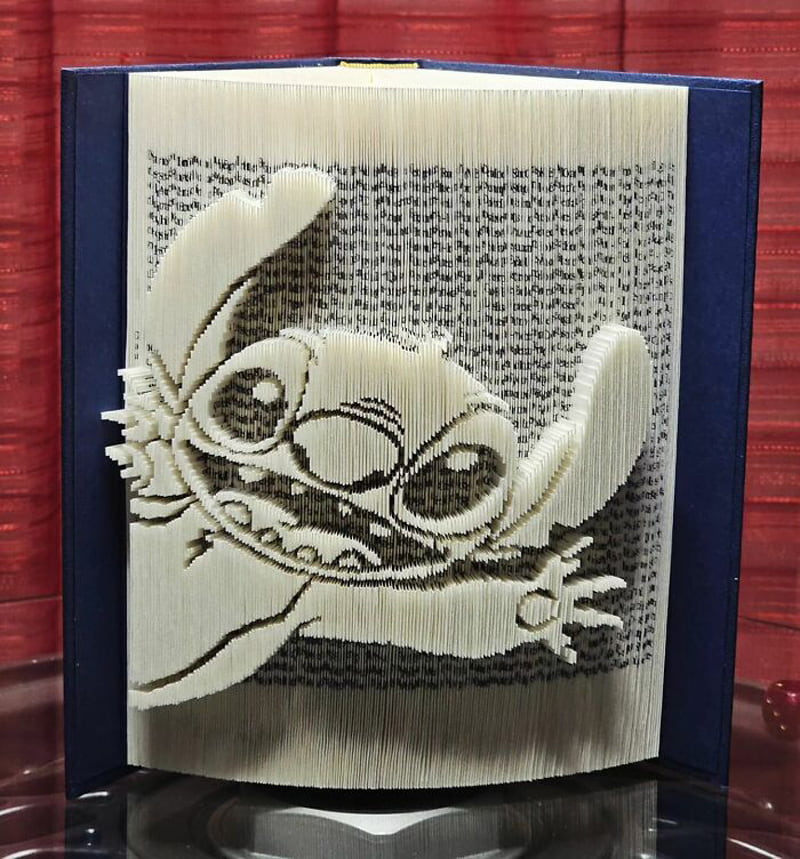 Book statue of the character Stitch in Lilo and Stitch animation