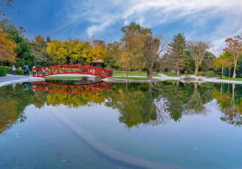 Tehran Botanical Garden in autumn. Photo source: Google Map, photographer: Akbar Nemati