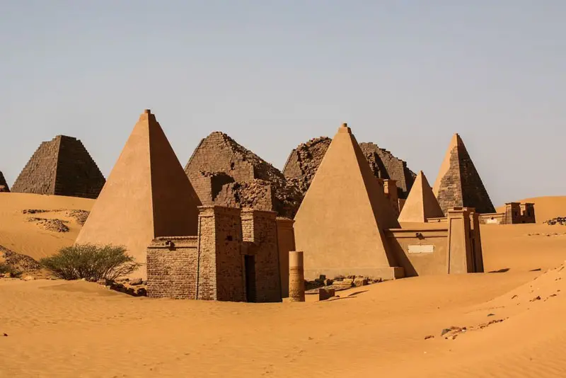 Pyramids of Nubia (Nubia); Photo source: Live Science; Name of the photographer: unknown
